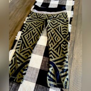 Lululemon mid rise leggings